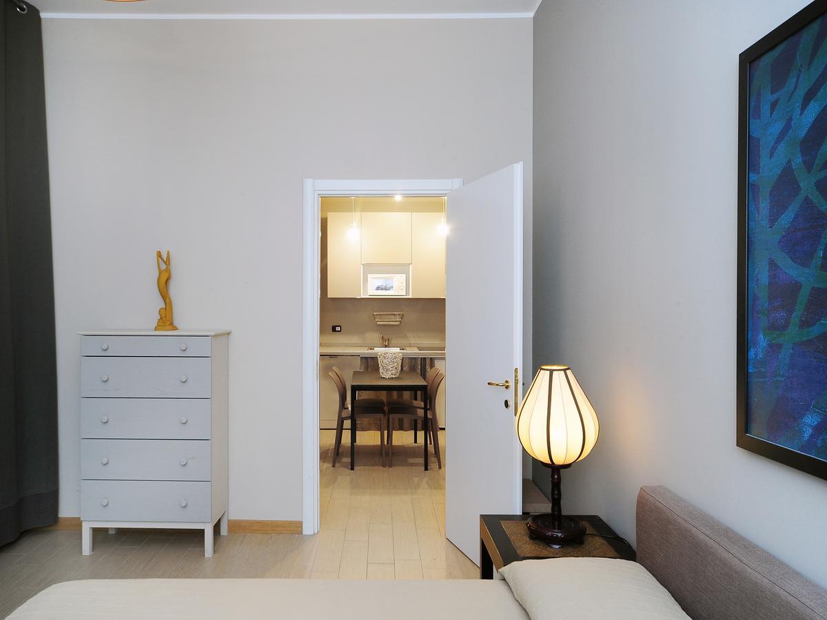 Urban District Apartments - Milan Old Town Central 2 Br Экстерьер фото